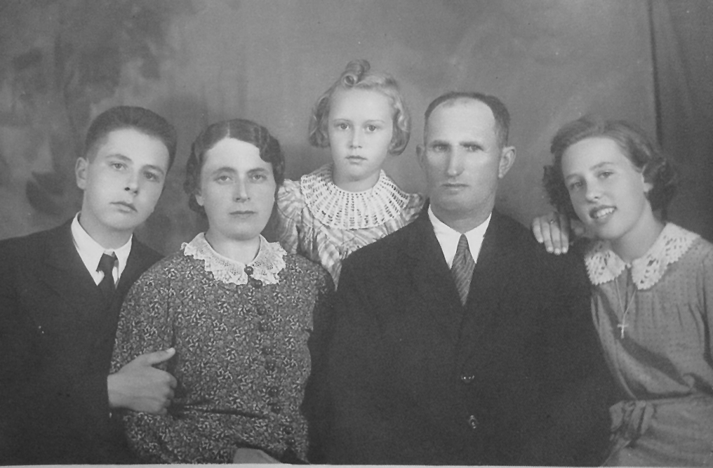 Family_1939